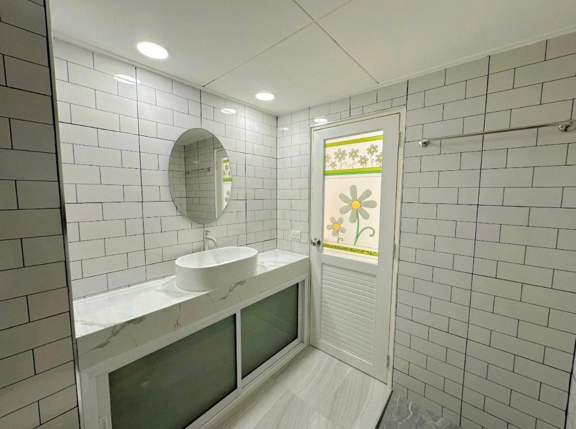 פאטאיה Studio Apartment Diana Estate Condominium מראה חיצוני תמונה
