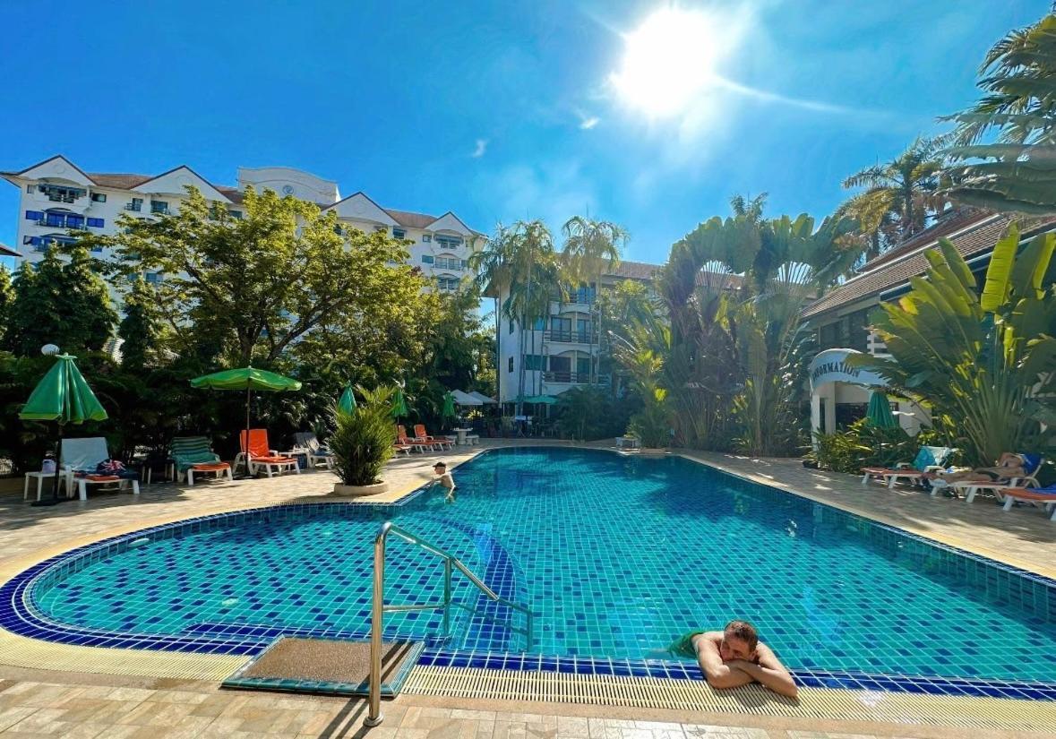 פאטאיה Studio Apartment Diana Estate Condominium מראה חיצוני תמונה